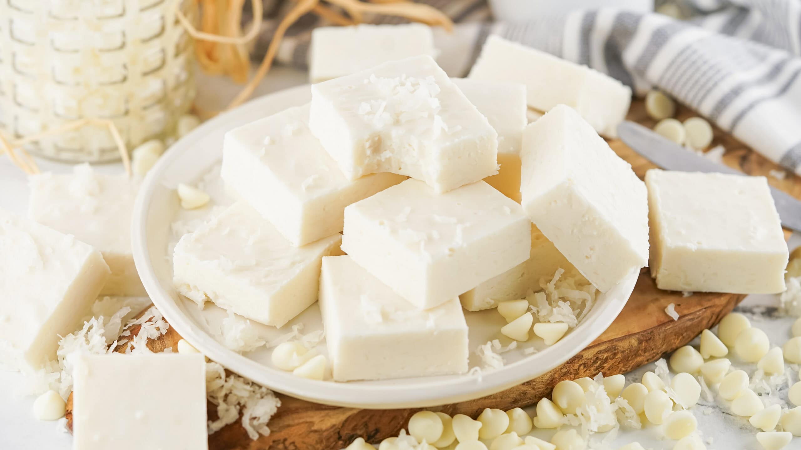 Master Coconut Fudge: Traditional vs. Quick & Easy Methods